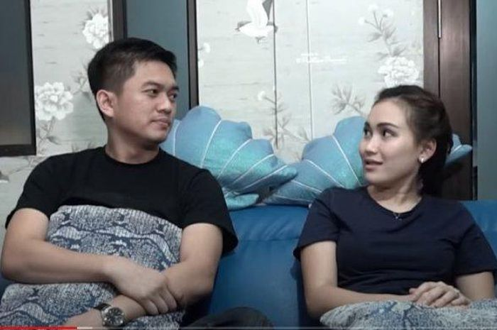 Ayu Ting Ting dan Adit Jayusman 