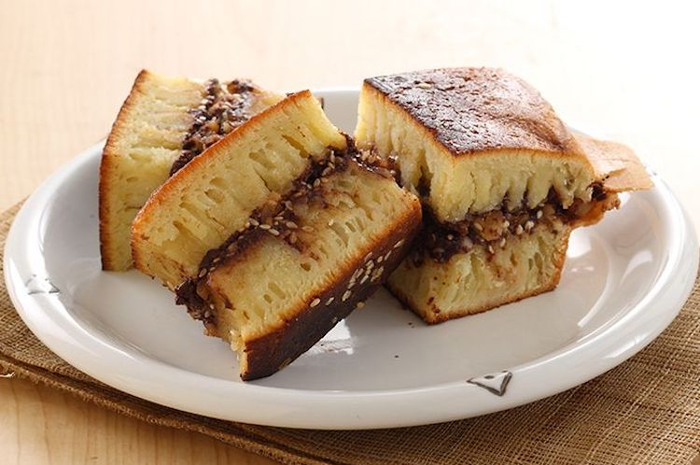Martabak manis