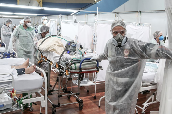ICU di hampir semua RS di Brasil kini dipenuhi oleh pasien Covid-19 berusia muda, banyak di antara mereka meninggal dunia dengan cepat, tidak tertolong sama sekali