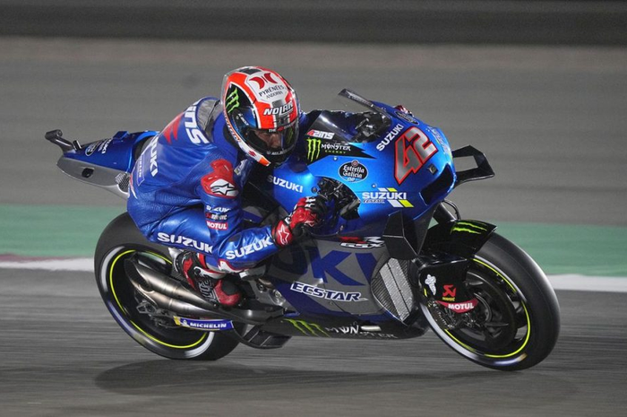Pembalap tim Suzuki Ecstar, Alex Rins ternyata lupa menyalakan launch control saat start di MotoGP Qatar 2021.