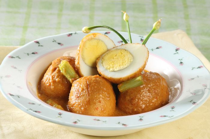 Telur Santan Pedas