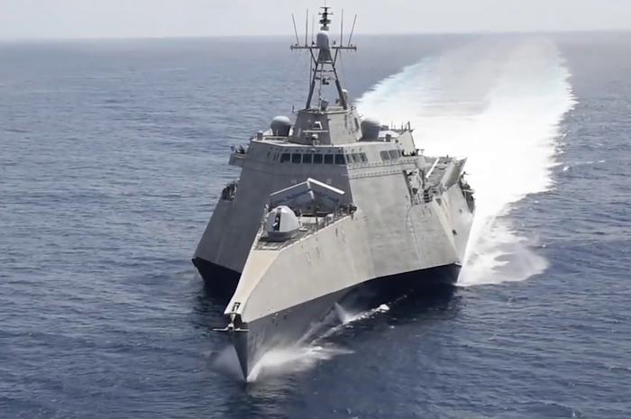 USS Gabrielle Giffords yang berpatroli di Laut China Selatan