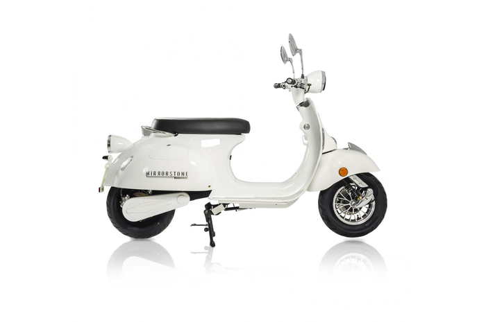 Wuih, ada motor listrik kloningan Vespa, harga tembus segini!
