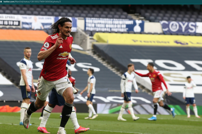Edinson Cavani turut menyumbang satu gol dalam kemenangan 3-1 Manchester United atas Tottenham Hotspur pada laga pekan ke-31 Liga Inggris 2020-2021.
