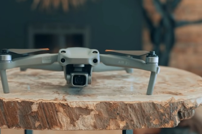 DJI AIR 2s memiliki sensor kamera 1 inci yang terkecil di kelasnya.