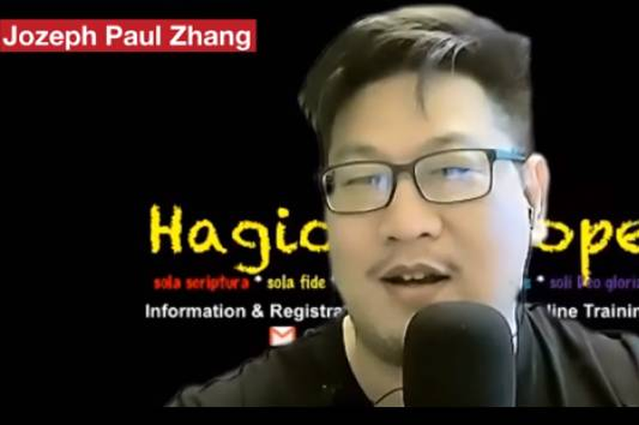 Jozeph Paul Zhang yang terjerat kasus dugaan penistaan agama dan ditetapkan sebagai status buron atau red notice oleh Interpol