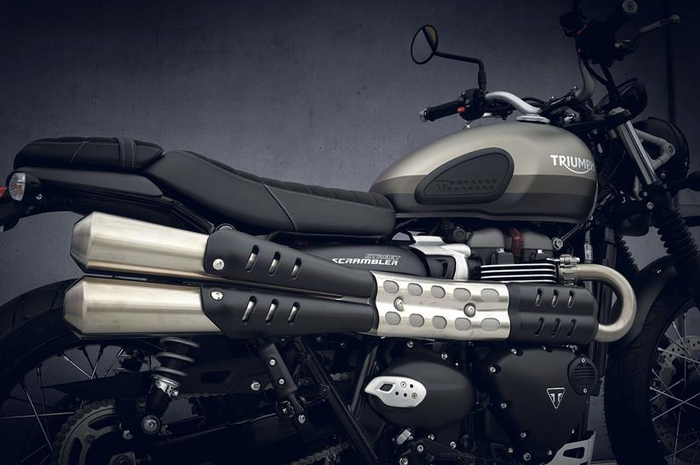 Triumph Street Scrambler Sandstorm 2021.