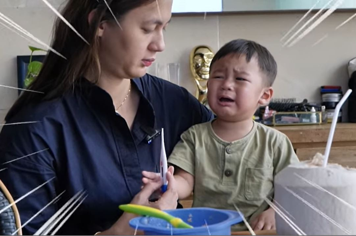 Paula Verhoeven ceritakan kondisi Kiano yang positif flu singapura