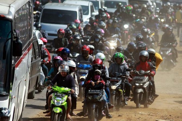 Foto ilustrasi. Puncak arus balik mudik lebaran 2021 diprediksi tanggal segini.