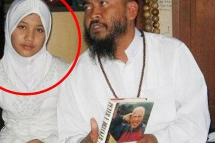 Lutfiyana Ulfa, istri Syekh Puji