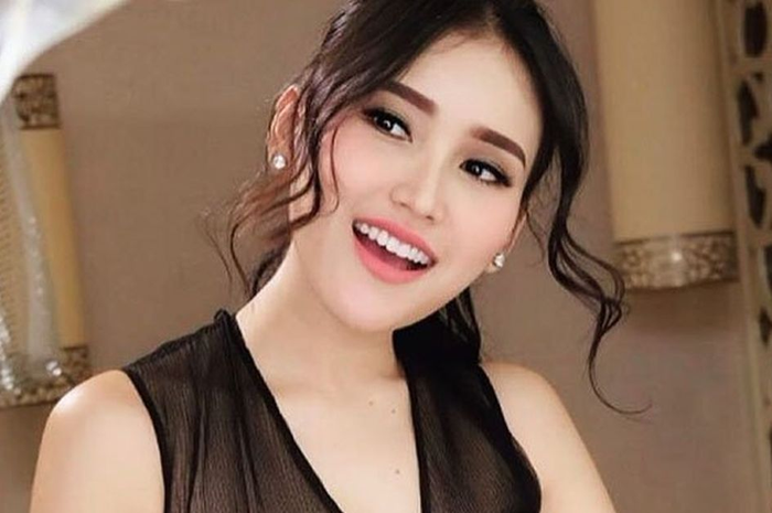 Ayu Ting Ting 