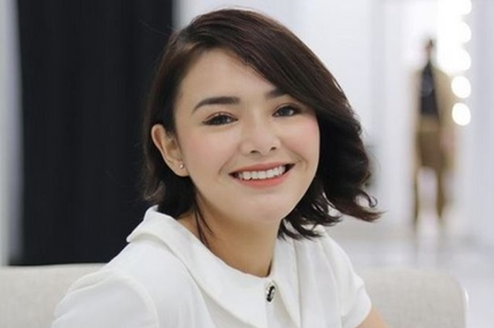 Biodata artis Amanda Manopo