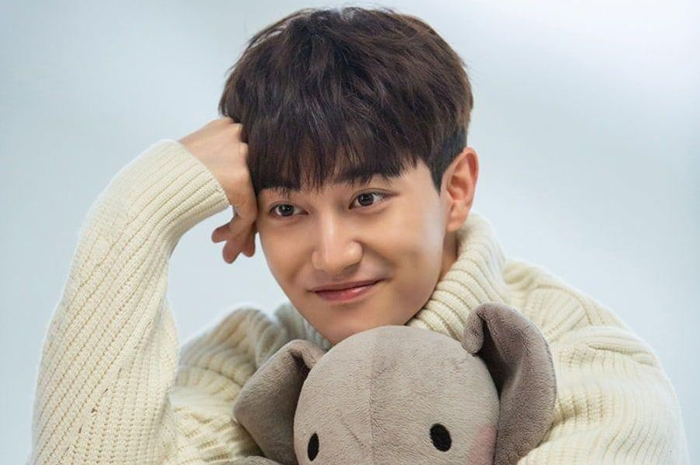 Biodata artis Kwak Dong Yeon