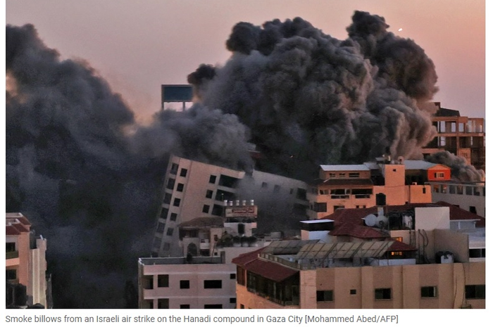 Serangan udara Israel di kompleks Hanadi di Kota Gaza 