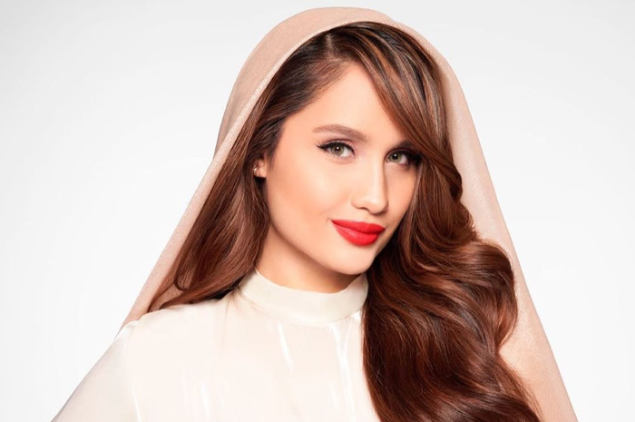 Cinta Laura