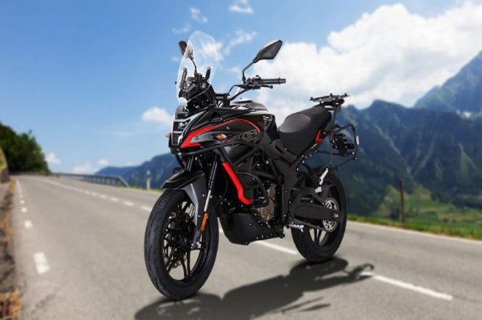 Motor baru 2021 mesin 300 cc resmi meluncur, harga segini.
