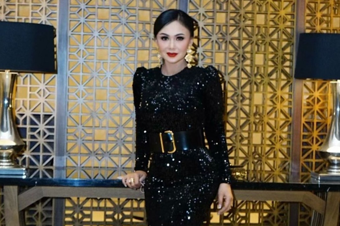 Rahasia awet muda Yuni Shara