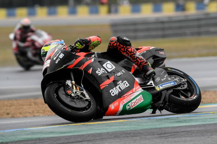 Enggak ada motor prototipe Aprilia RS-GP yang bisa finis di MotoGP Prancis 2021, ada apa ya kira-kira?