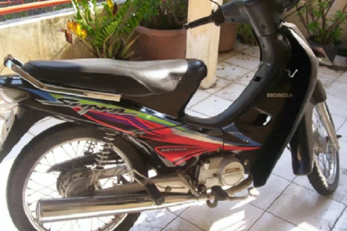  Bukan cuma Honda BeAT, Honda Supra dilelang murah meriah.