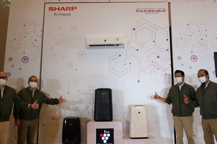Sharp hadirkan Air Purifier dan AC terbaru ke Indonesia.