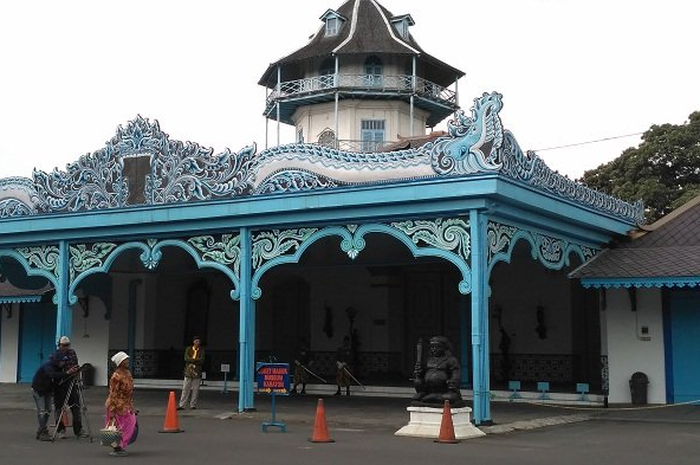 Keraton Kasunan Surakarta. Ilustrasi isi Perjanjian Giyanti.