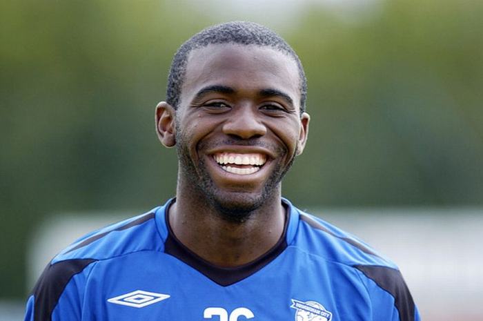 Fabrice Muamba, mantan pesepakbola Bolton Wanderers Inggris, yang pernah 'collapse' di lapangan dan meninggal 78 menit.