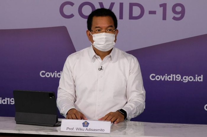 Juru Bicara Satuan Tugas Penanganan Covid-19 Wiku Adisasmito saat memberikan keterangan pers, Kamis (15/4/2021).