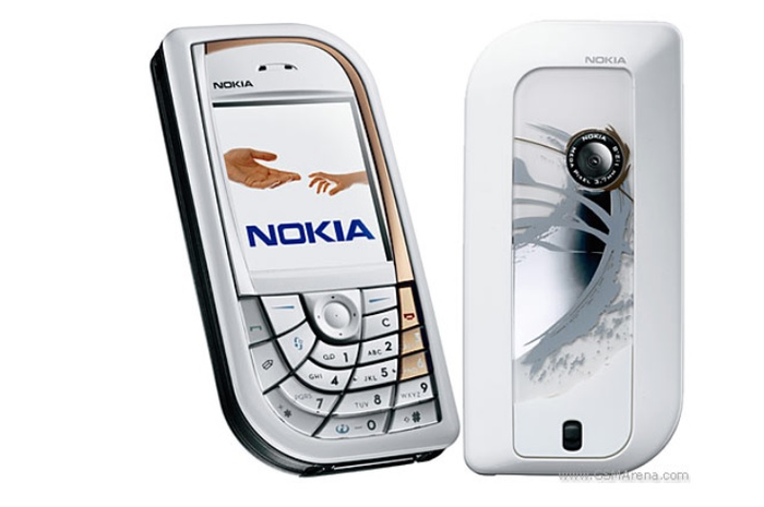 Nokia 7610 yang rilis tahun 2004 sudah masuk ke dalam seri HP Nokia jadul.