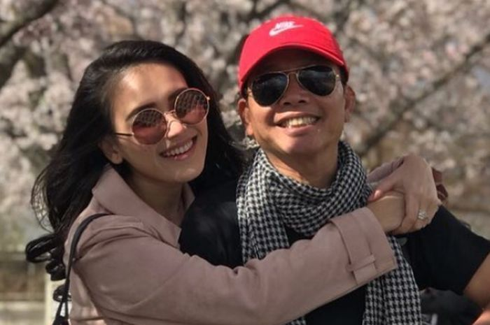 Ayu Ting Ting dan Ayah Rozak
