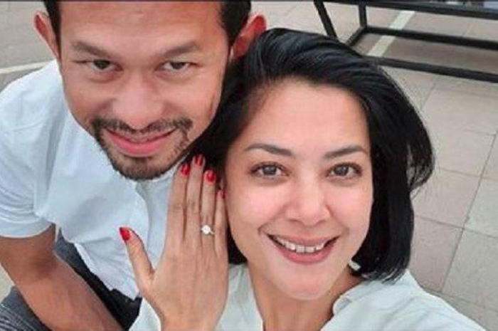 4 Bulan Ngotot Ingin Bercerai dari sang Suami, Gugatan Cerai Lulu Tobing Malah Ditolak Hakim