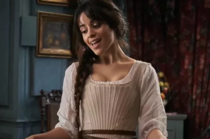 Debut akting Camila Cabello sebagai Cinderella