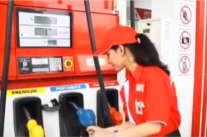 Bensin Pertamax punya 5 kelebihan dibanding Premium dan Pertalite