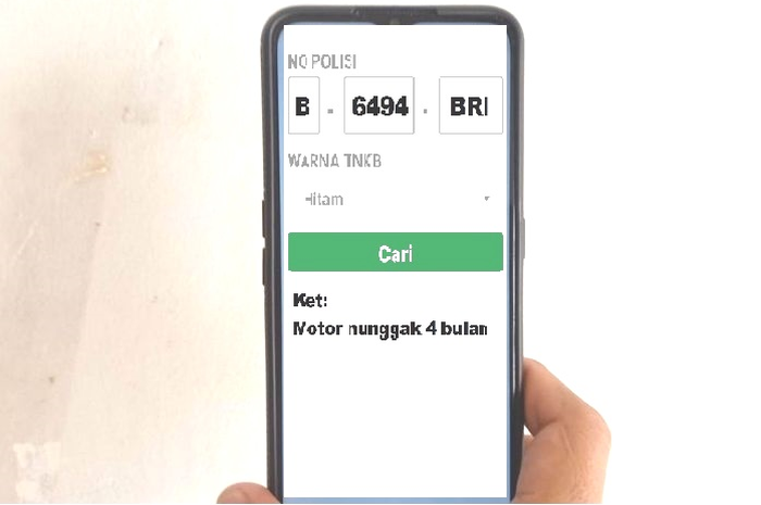 Foto ilustrasi debt collector ada mata elang punya aplikasi khusus motor sedang kredit macet 