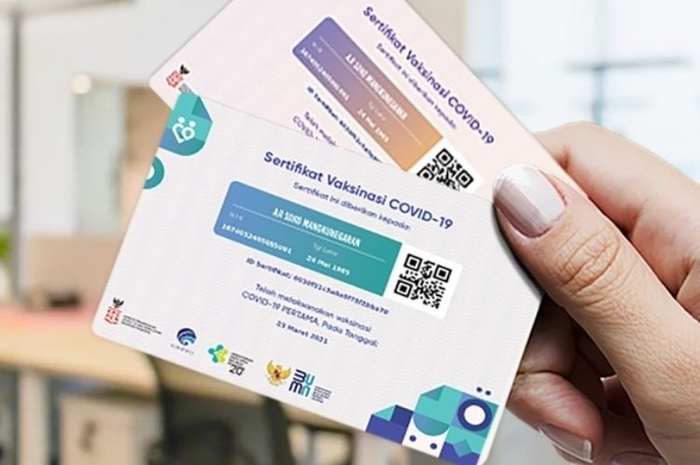 Cek langsung website PeduliLindungi jika tidak dapat SMS dari 1199 atau telepon ke hotline 119 ext 9. 