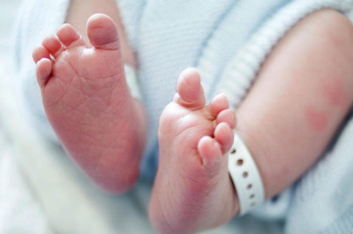 Ilustrasi kaki bayi