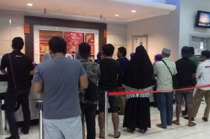 Uang Rp 50 juta dibagikan bank BRI, buruan ajukan pinjaman tanpa jaminan untuk tambahan modal usaha. (foto ilustrasi)
