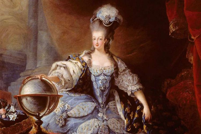Ratu terakhir Perancis, Marie Antoinette, digambarkan keji dan senang melihat warganya kelaparan, cerita tentangnya sebenarnya tidak demikian