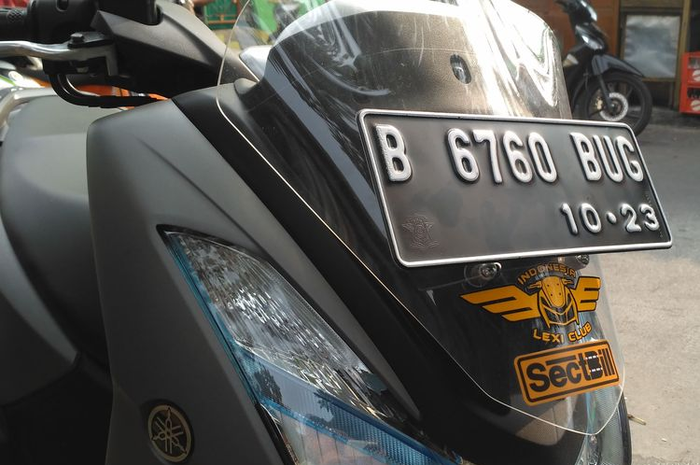Ilustrasi pelat nomor