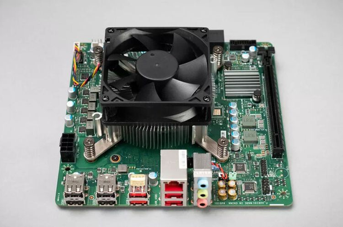 Mini-PC dengan spesifikasi PS5