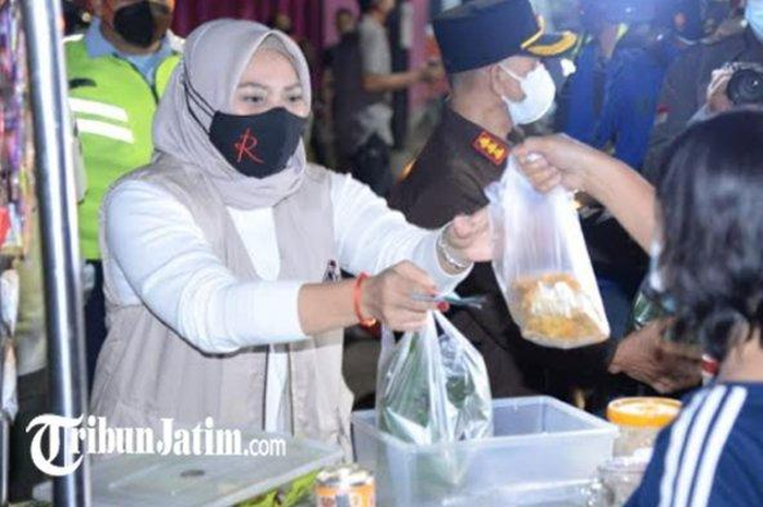 Wawali Madiun, Inda Raya bantu warga terdampak PPKM