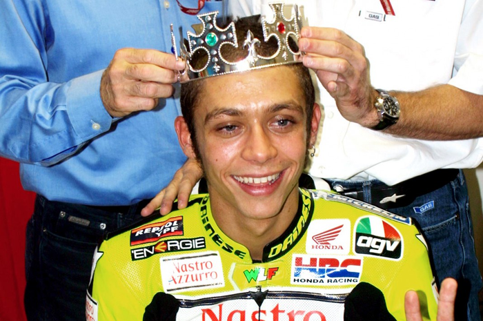 Sepuluh pembalap MotoGP dengan kemenangan terbanyak, Marc Marquez siap-siap menyalip rekor Valentino Rossi.