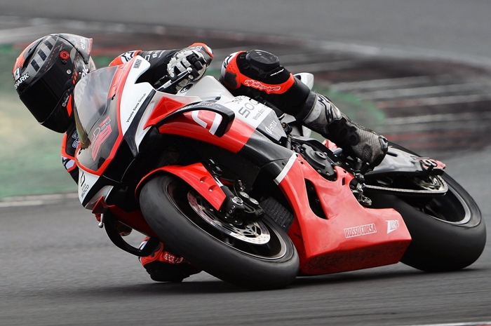 Jorge Lorenzo ngegas motor Yamaha di event Vmoto Soco ProDay 2021