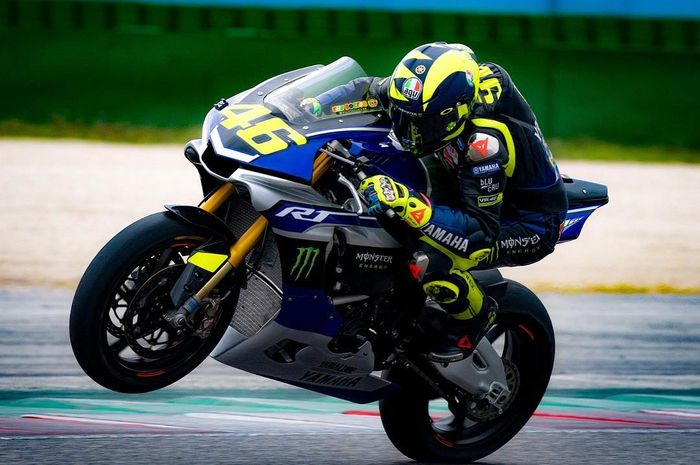 Wuiih, Yamaha ingin Valentino Rossi balap di World Superbike (WSBK), untuk menggeser dominasi Jonathan Rea (Kawasaki)?