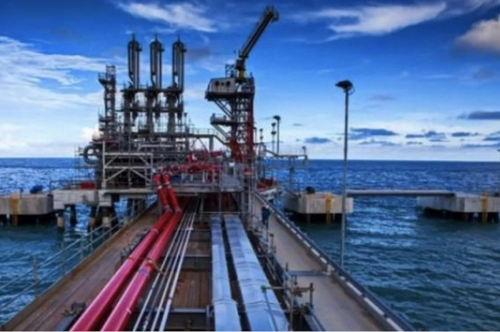 Fasilitas gas alam Masela di Laut Arafura. Indonesia akan menggunakan industri gas alam untuk menggantikan industri batubara dan mencapai karbon netral tahun 2060