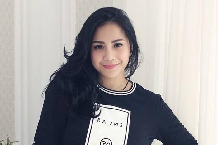Nagita Slavina hamil tetap tampil necis