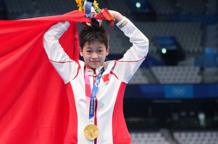 Quan Hongchan, atlet muda China yang meraih medali emas.