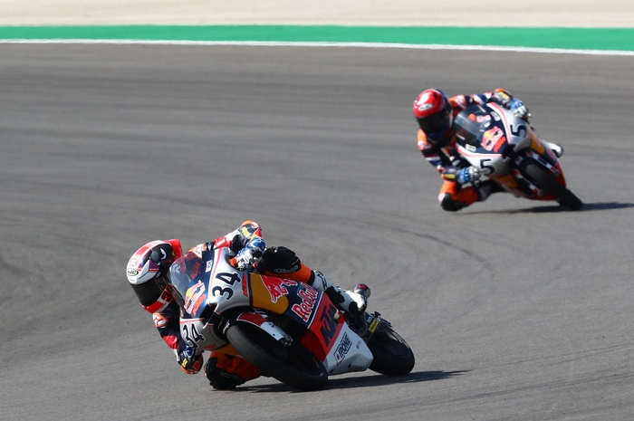 Hasil Race 2 Red Bull Rookies Cup seri Austria, pembalap Indonesia Mario Suryo Aji gasak poin tambahan.