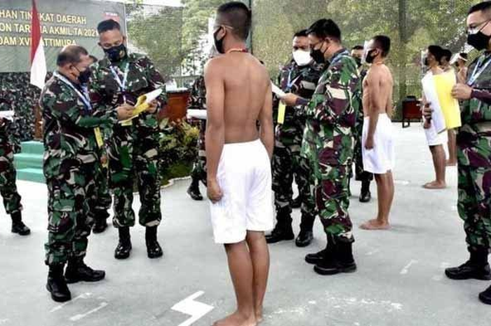 M Rizal Talapuka saat mengikuti seleksi taruna Akmil TNI AD di Kodam Pattimura beberapa waktu lalu. M Rizal Talapuka dinyatakan lolos Akmil. 