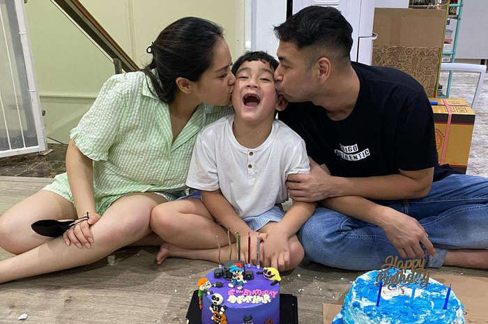 Rafathar rayakan ulang tahun ke 6 tahun