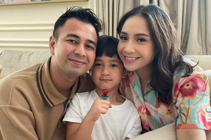Raffi Ahmad dan Nagita Slavina datangkan sosok legendaris demi ajarkan Rafathar bulu tangkis
